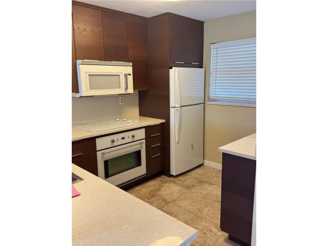  3 BR,  2.00 BTH &nbsp; style home in Davie