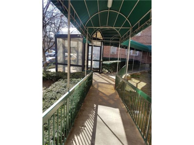 Studio,  1.00 BTH &nbsp;Co-op style home in Gravesend