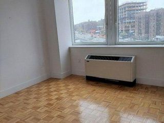 [PHOTO]