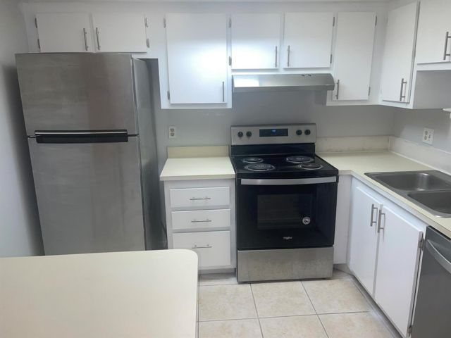  2 BR,  2.00 BTH &nbsp; style home in Greenacres