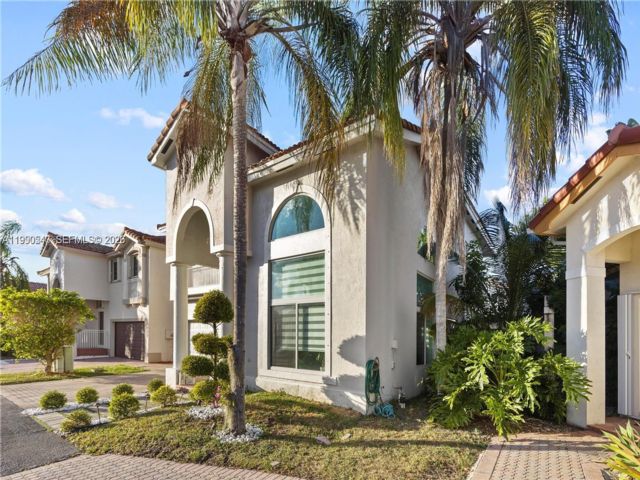 [Medley Real Estate, listing number 3335505]