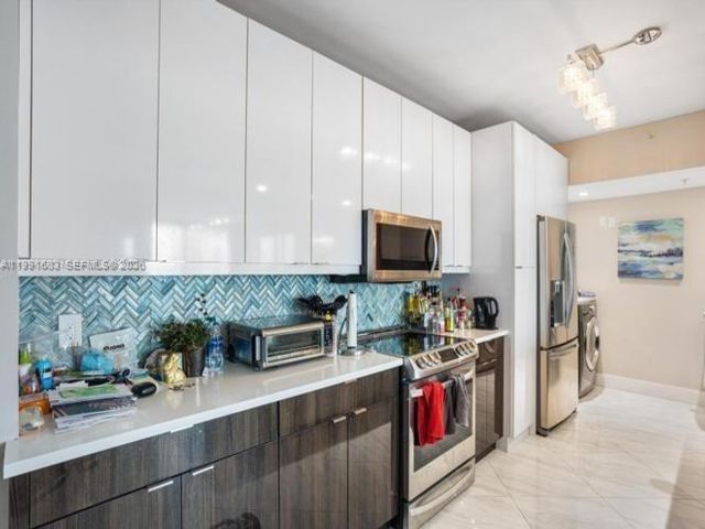  2 BR,  2.00 BTH &nbsp; style home in Fort Lauderdale