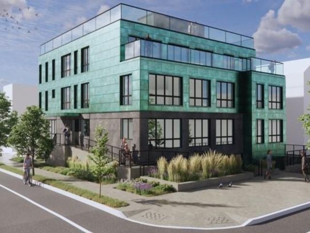  2 BR,  2.00 BTH &nbsp;Condominium style home in Bensonhurst