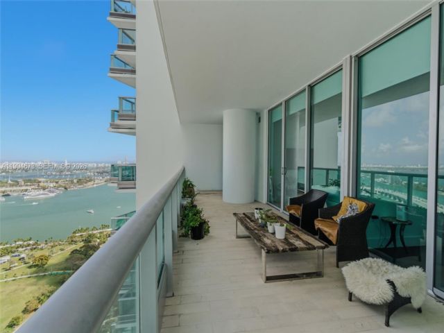  2 BR,  3.00 BTH &nbsp; style home in Miami