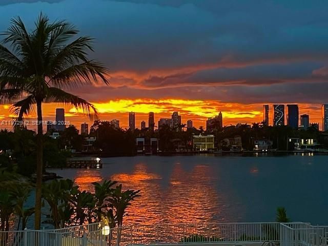  1 BR,  1.50 BTH &nbsp; style home in Carl Fisher