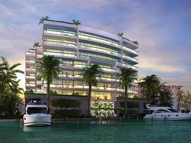  2 BR,  2.00 BTH &nbsp;Condo style home in Bay Harbor Islands