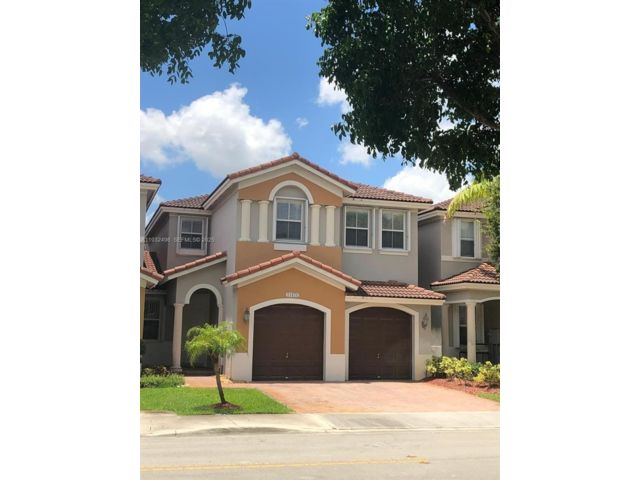  3 BR,  3.00 BTH &nbsp; style home in Medley