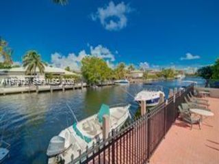  1 BR,  1.50 BTH &nbsp;Apartment style home in Aventura