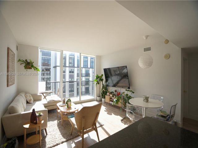  2 BR,  2.00 BTH &nbsp; style home in Coral Gables