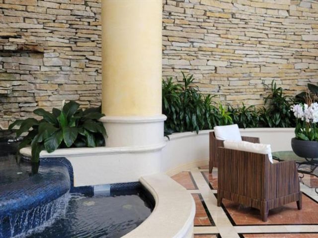  2 BR,  2.00 BTH &nbsp;Condo style home in Aventura