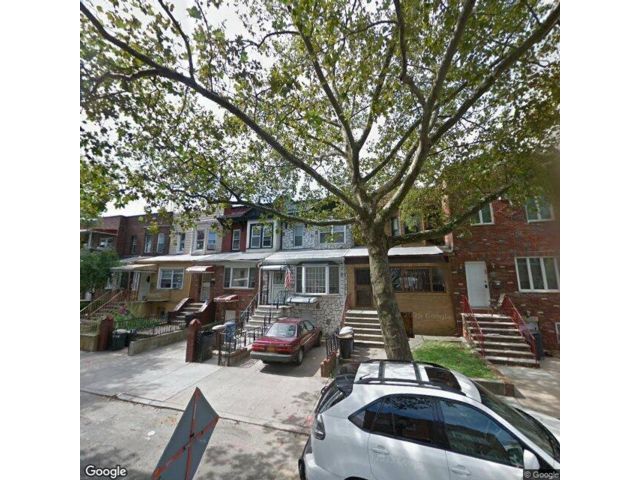  3 BR,  3.00 BTH &nbsp;Single family style home in Boro-park