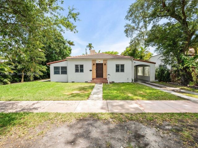  2 BR,  1.00 BTH &nbsp; style home in Coral Gables