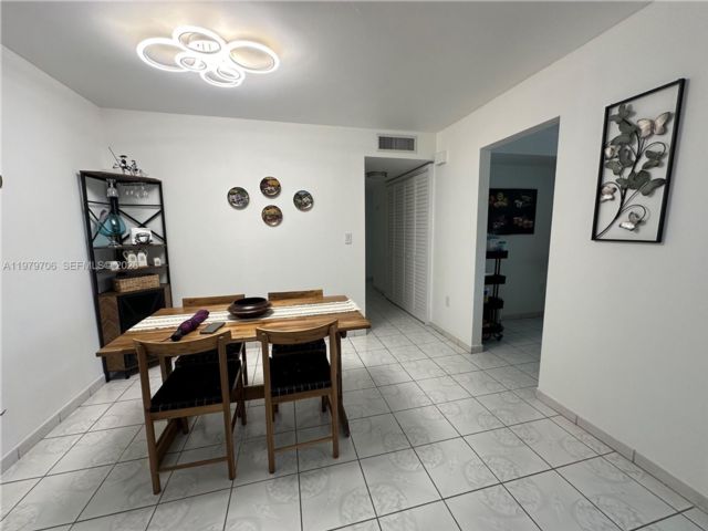  3 BR,  2.00 BTH &nbsp; style home in Miami