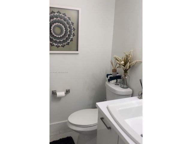  2 BR,  3.00 BTH &nbsp; style home in Miami