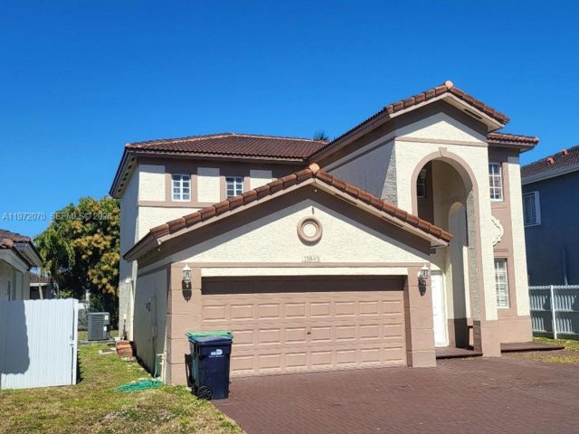  4 BR,  3.00 BTH &nbsp;Other style home in Miami