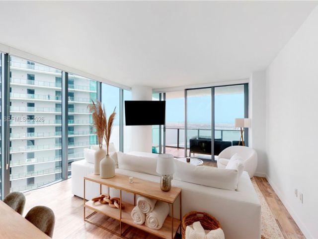  1 BR,  2.00 BTH &nbsp; style home in Miami