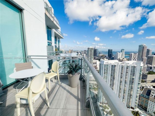  2 BR,  3.50 BTH &nbsp; style home in Miami