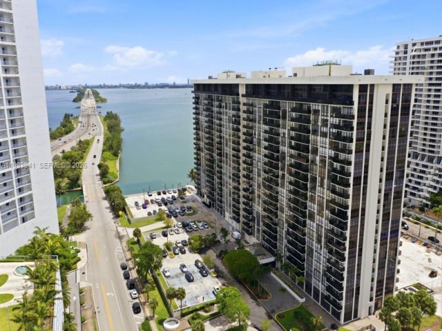  1 BR,  1.50 BTH &nbsp; style home in Miami