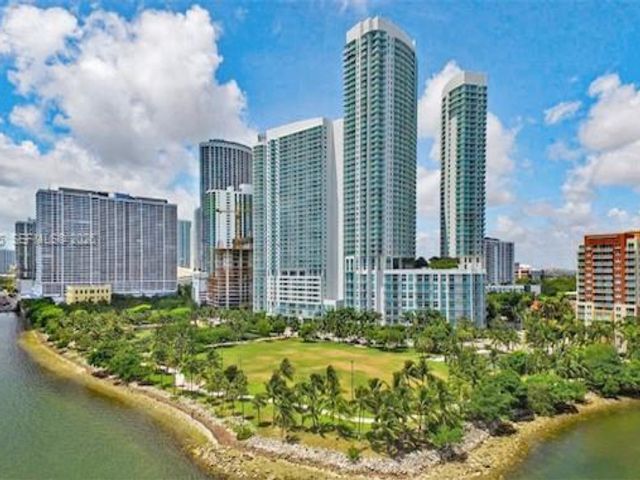  1 BR,  1.00 BTH &nbsp; style home in Miami
