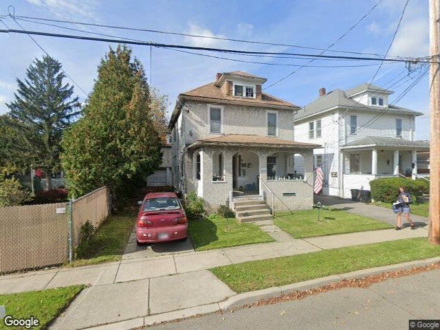 Studio,  3.00 BTH &nbsp;2 story style home in Endicott