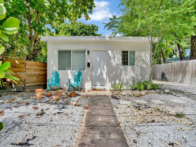  4 BR,  2.00 BTH &nbsp;European style home in Miami