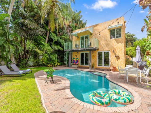  3 BR,  2.00 BTH &nbsp; style home in Fort Lauderdale