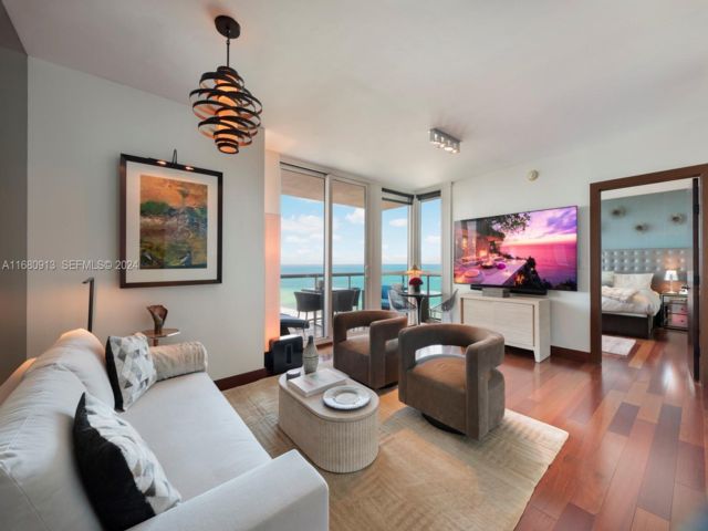  1 BR,  1.50 BTH &nbsp; style home in Miami Beach