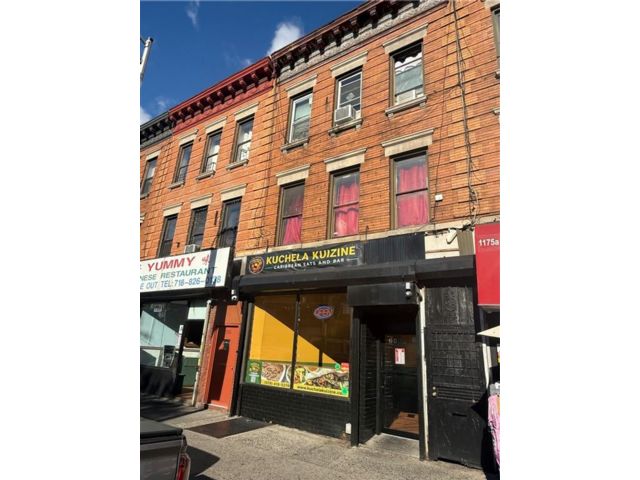 Studio,  0.00 BTH &nbsp;Mixed use style home in Flatbush