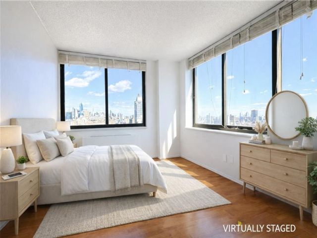 [Tribeca Real Estate, listing number 3336220]