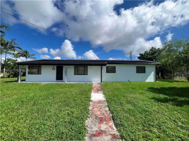  3 BR,  2.00 BTH &nbsp; style home in Miami