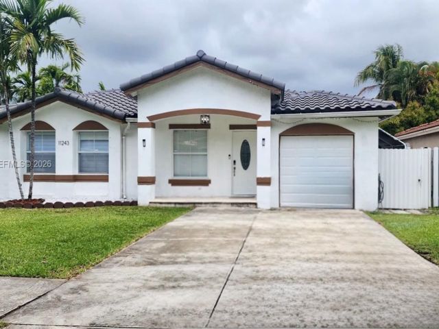  4 BR,  3.00 BTH &nbsp; style home in Homestead