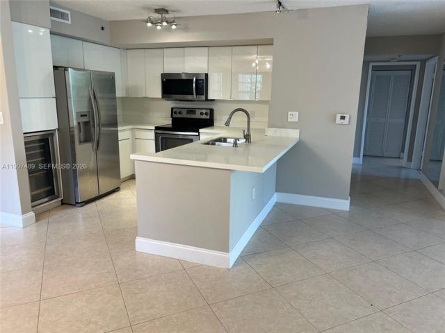 [Aventura Real Estate, listing number 3336264]