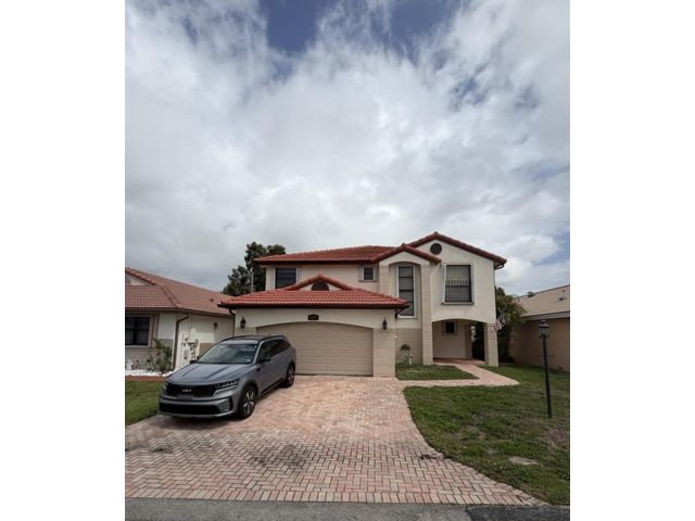 [Davie Real Estate, listing number 3336268]