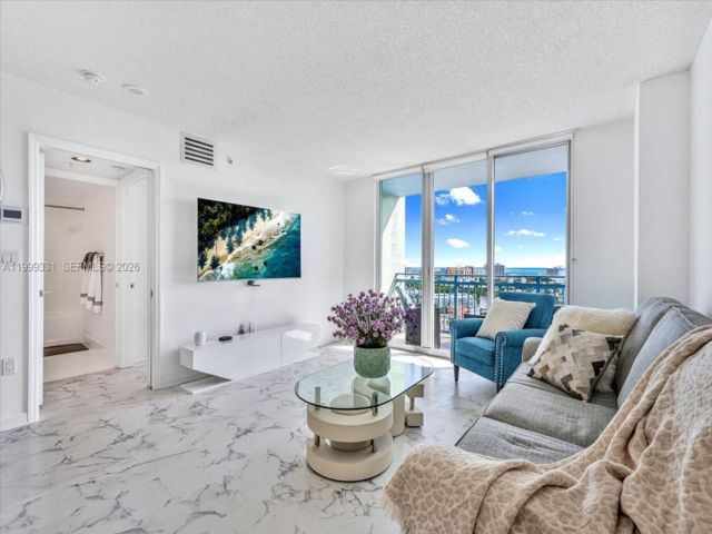  1 BR,  1.00 BTH &nbsp; style home in Carl Fisher