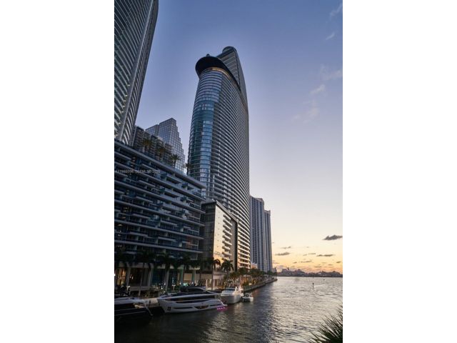  1 BR,  1.50 BTH &nbsp; style home in Miami