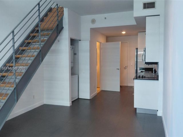  1 BR,  1.50 BTH &nbsp; style home in Miami