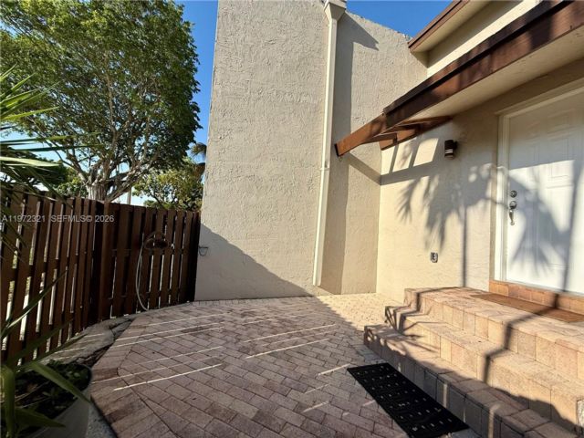  3 BR,  2.00 BTH &nbsp; style home in Miami