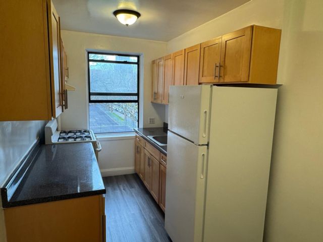  2 BR,  1.00 BTH &nbsp; style home in Rego Park