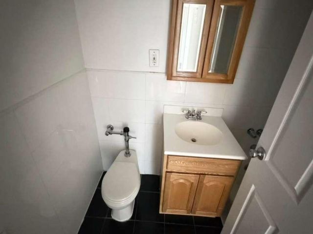 [PHOTO]