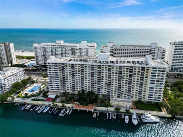 [Miami Beach Real Estate, listing number 3336549]