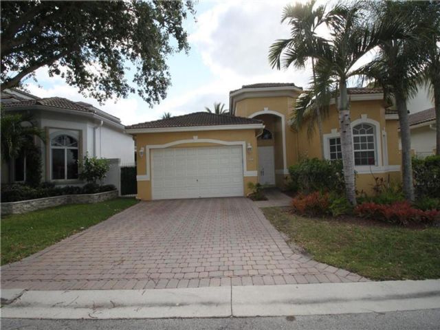  3 BR,  2.00 BTH &nbsp; style home in Coral Springs