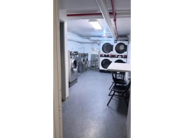 [PHOTO]