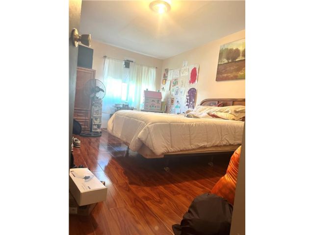 [PHOTO]
