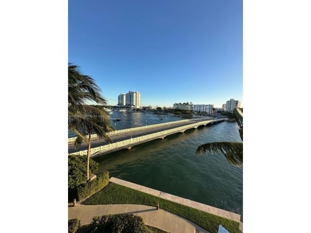  2 BR,  2.00 BTH &nbsp; style home in Miami Beach