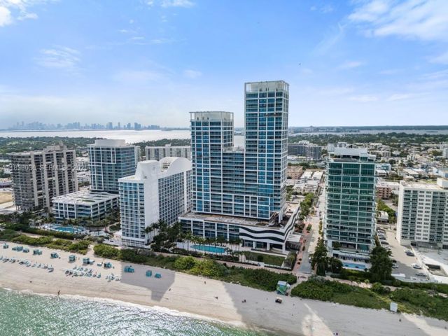 2 BR,  2.00 BTH &nbsp; style home in Miami Beach