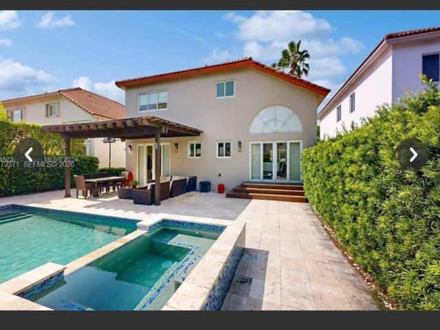  4 BR,  3.00 BTH &nbsp;European style home in Medley