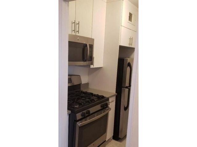  1 BR,  1.00 BTH &nbsp; style home in Long Island City