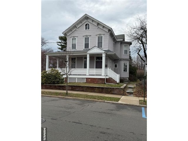  2 BR,  1.00 BTH &nbsp; style home in East Rutherford