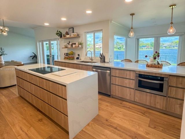  4 BR,  3.50 BTH &nbsp; style home in Pembroke Pines