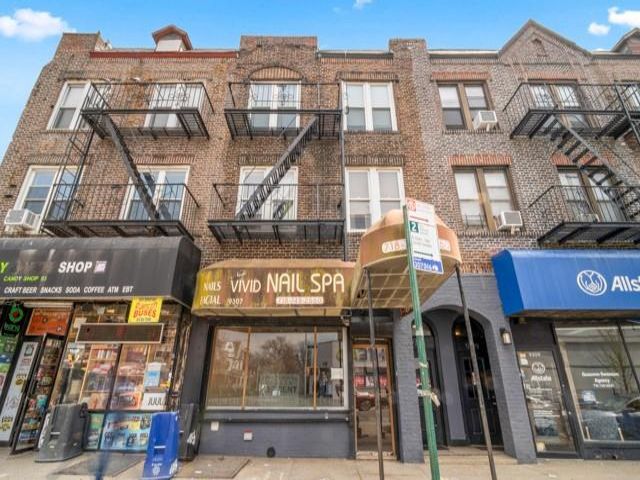 Studio,  0.00 BTH &nbsp;Mixed use style home in Bay Ridge